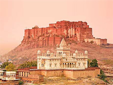 Ook Jodhpur wordt gedomineerd door een indrukwekkend fort