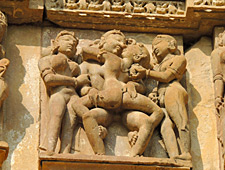 De Khajuraho tempels zijn ook gekend voor hun sexueel expliciete beelden
